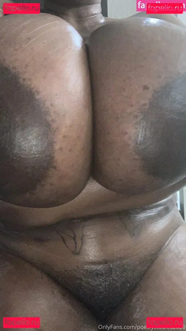 poetrystudios2020 Onlyfans Photo Gallery 