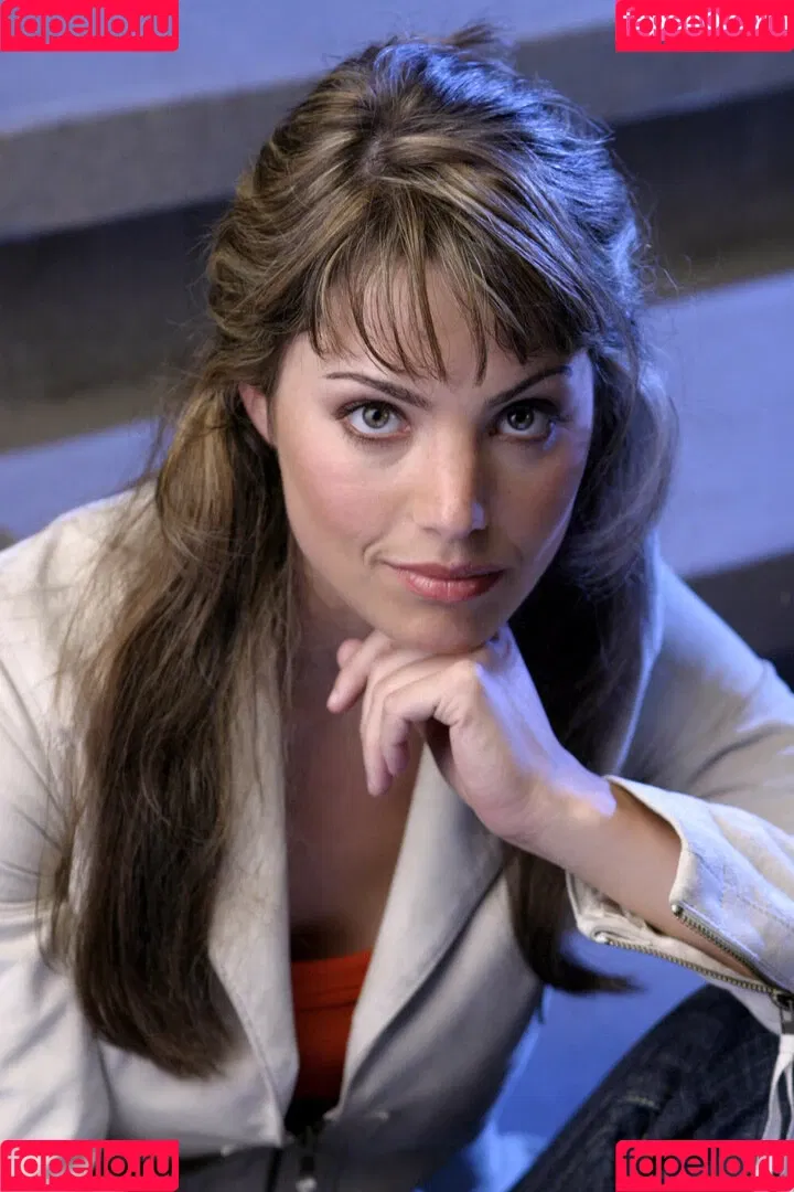 Erica Durance Onlyfans Photo Gallery 