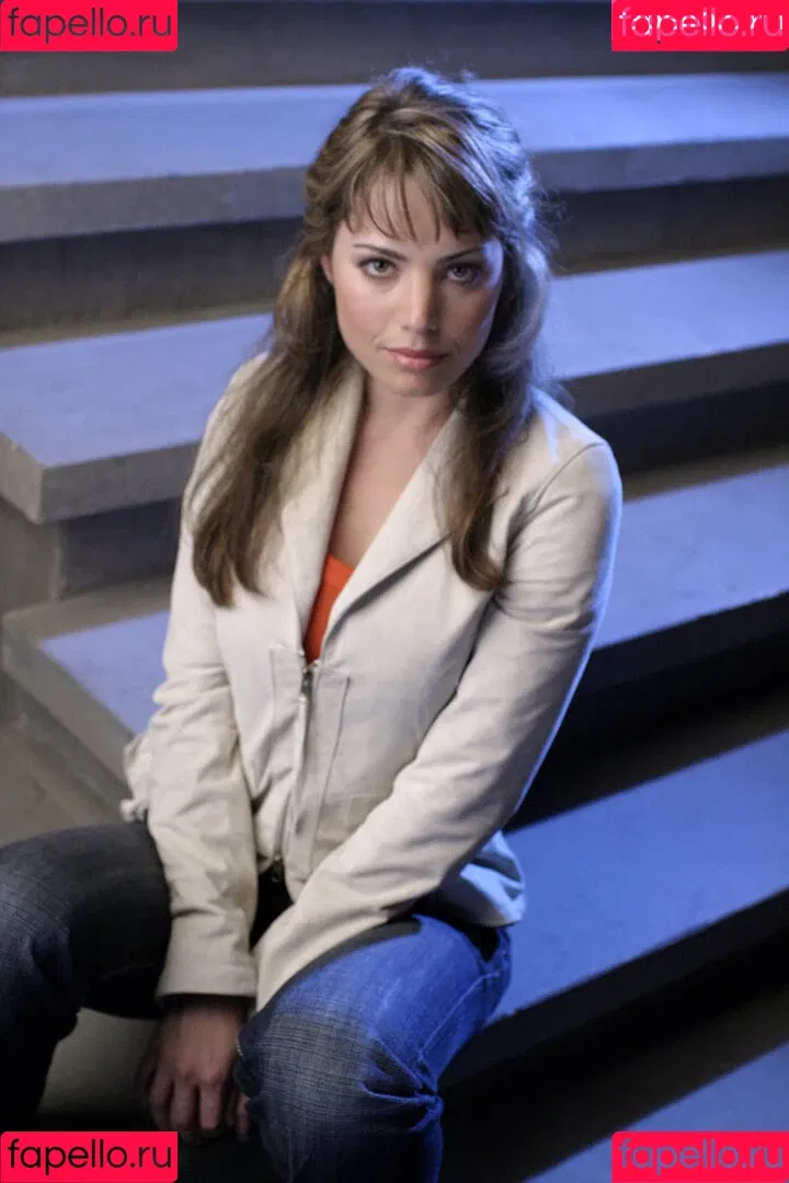 Erica Durance Onlyfans Photo Gallery 