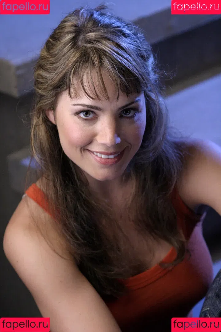 Erica Durance Onlyfans Photo Gallery 