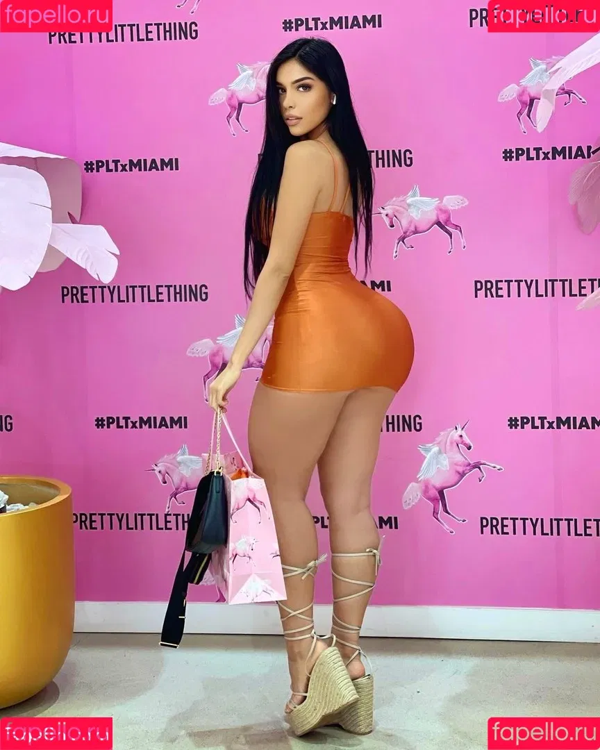 Big Booty Queen Onlyfans Photo Gallery 