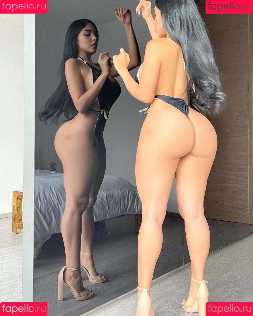 Big Booty Queen Onlyfans Photo Gallery 