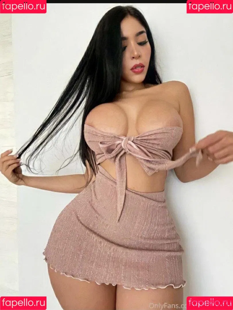 Big Booty Queen Onlyfans Photo Gallery 