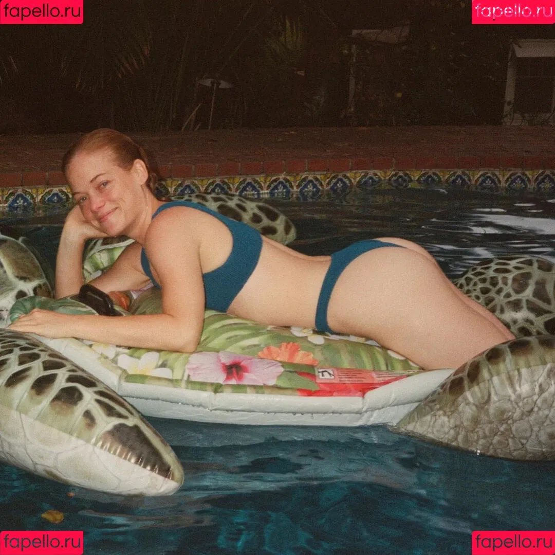 Jane Levy Onlyfans Photo Gallery 