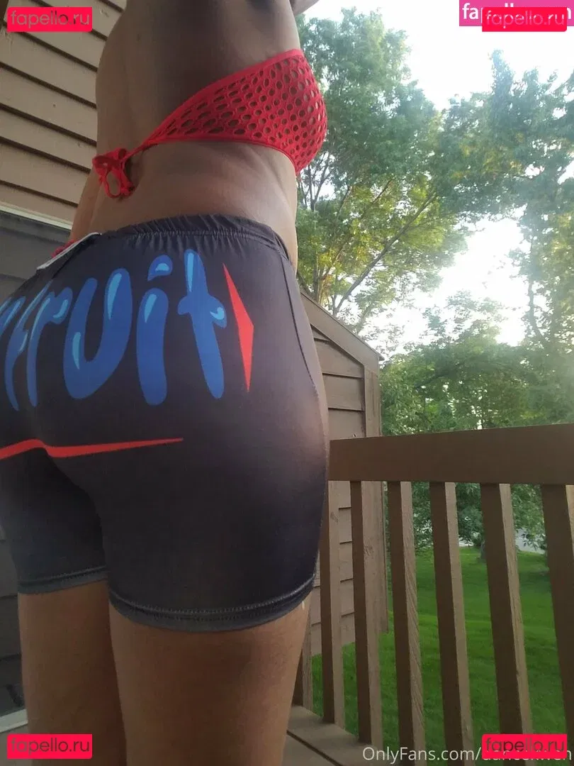 dancekwen Onlyfans Photo Gallery 