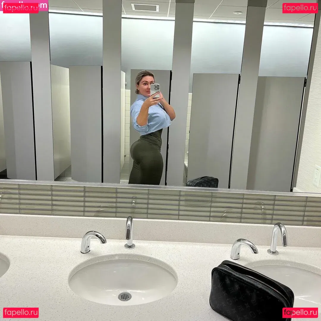 yoursnikita Onlyfans Photo Gallery 