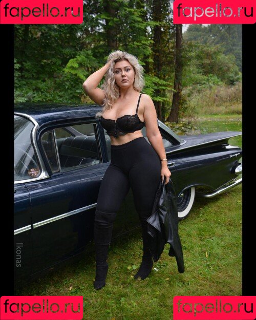 yoursnikita Onlyfans Photo Gallery 