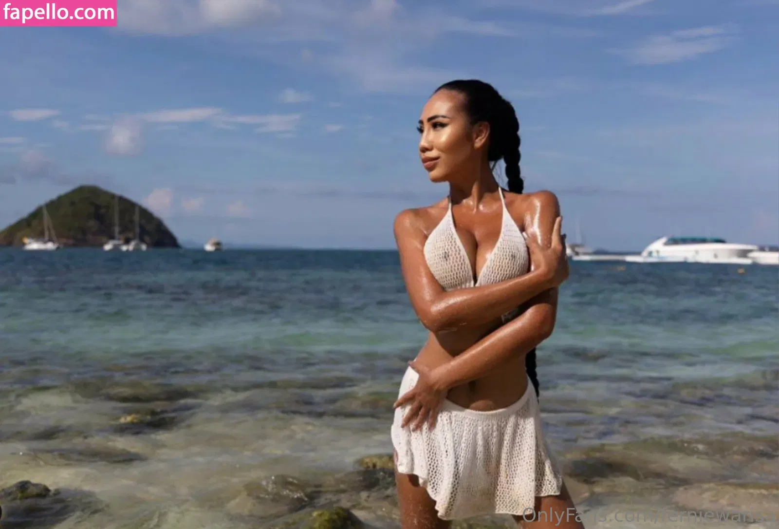 Fernie Warisa Onlyfans Photo Gallery 