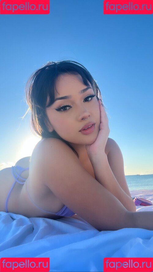 Isa Marin Onlyfans Photo Gallery 