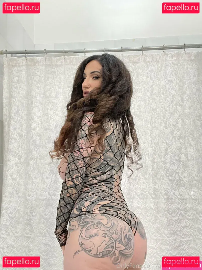 arabelleraphael Onlyfans Photo Gallery 