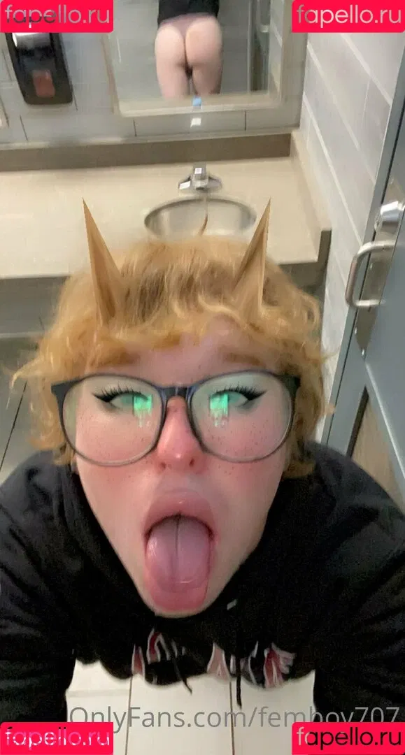 femboy707 Onlyfans Photo Gallery 
