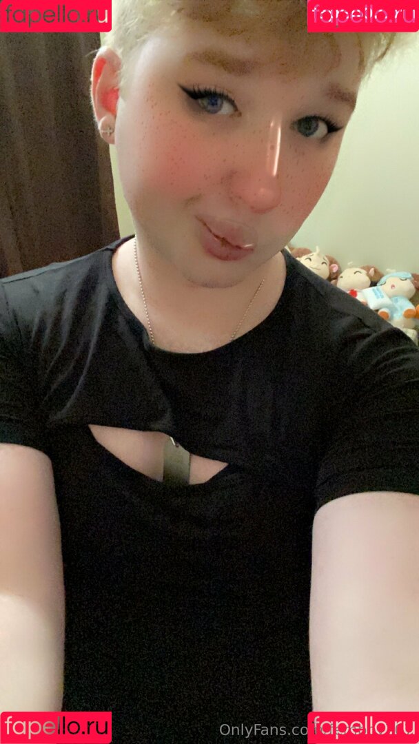 femboy707 Onlyfans Photo Gallery 