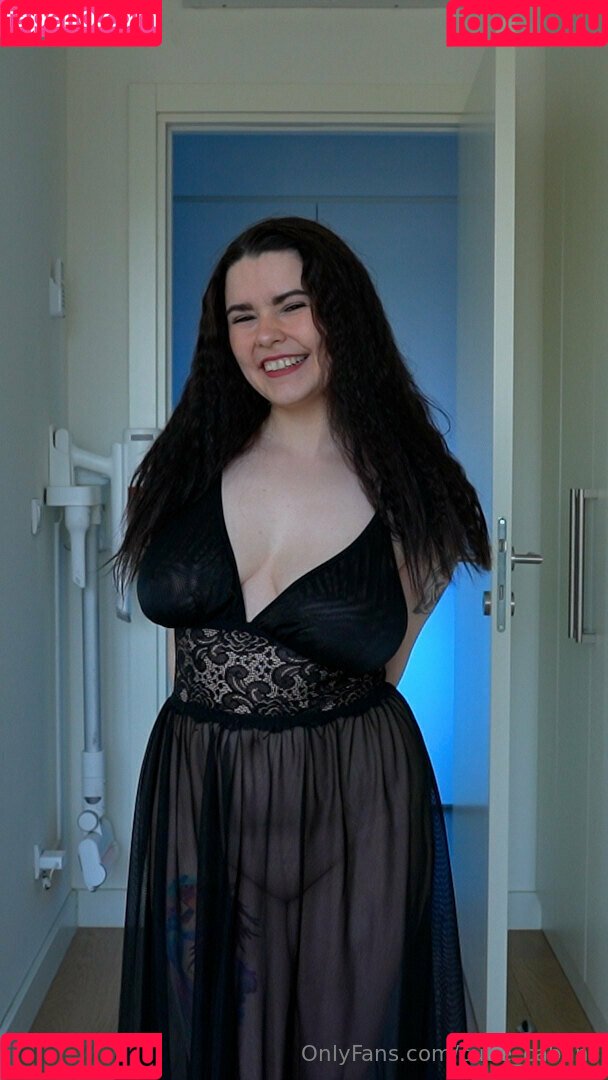 Cutie Cabani Onlyfans Photo Gallery 