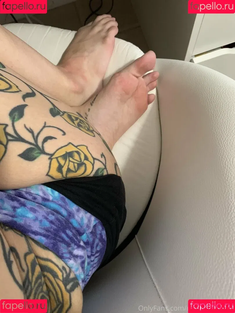 realgarnetrose Onlyfans Photo Gallery 