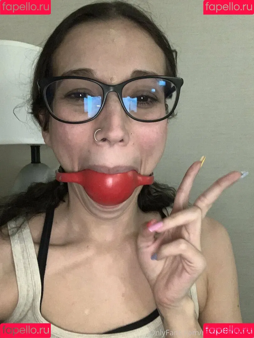 realgarnetrose Onlyfans Photo Gallery 