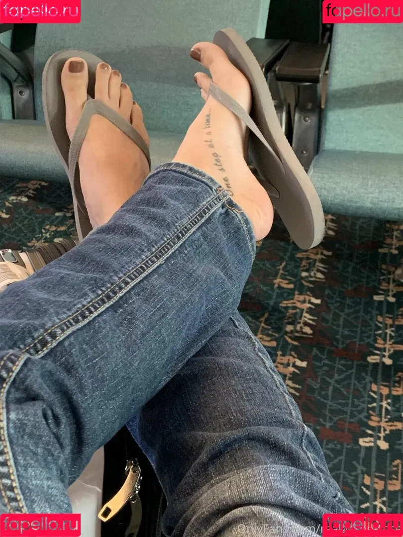realgarnetrose Onlyfans Photo Gallery 