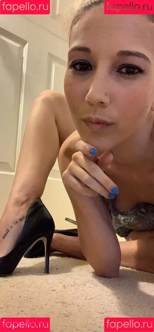 realgarnetrose Onlyfans Photo Gallery 