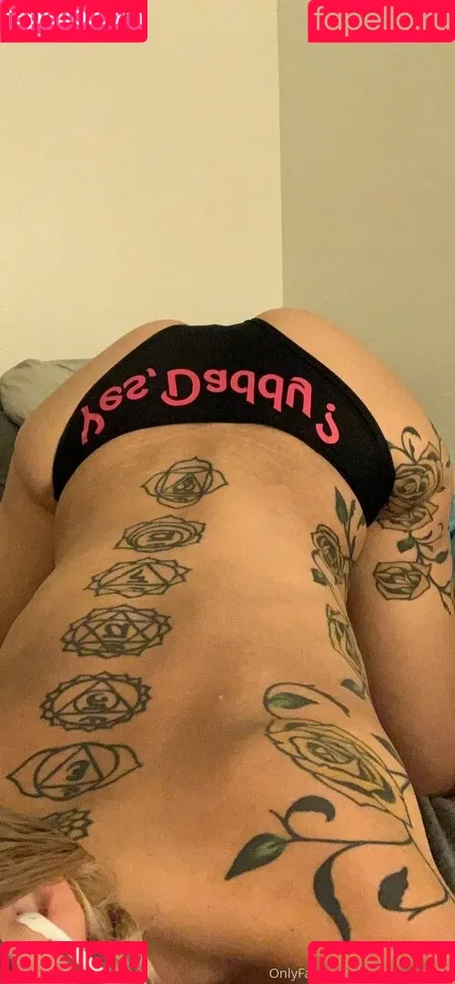 realgarnetrose Onlyfans Photo Gallery 