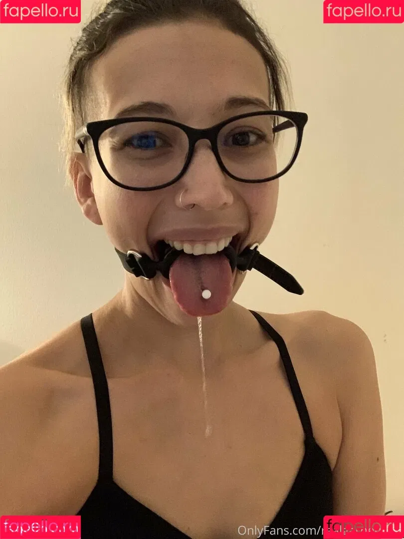 realgarnetrose Onlyfans Photo Gallery 