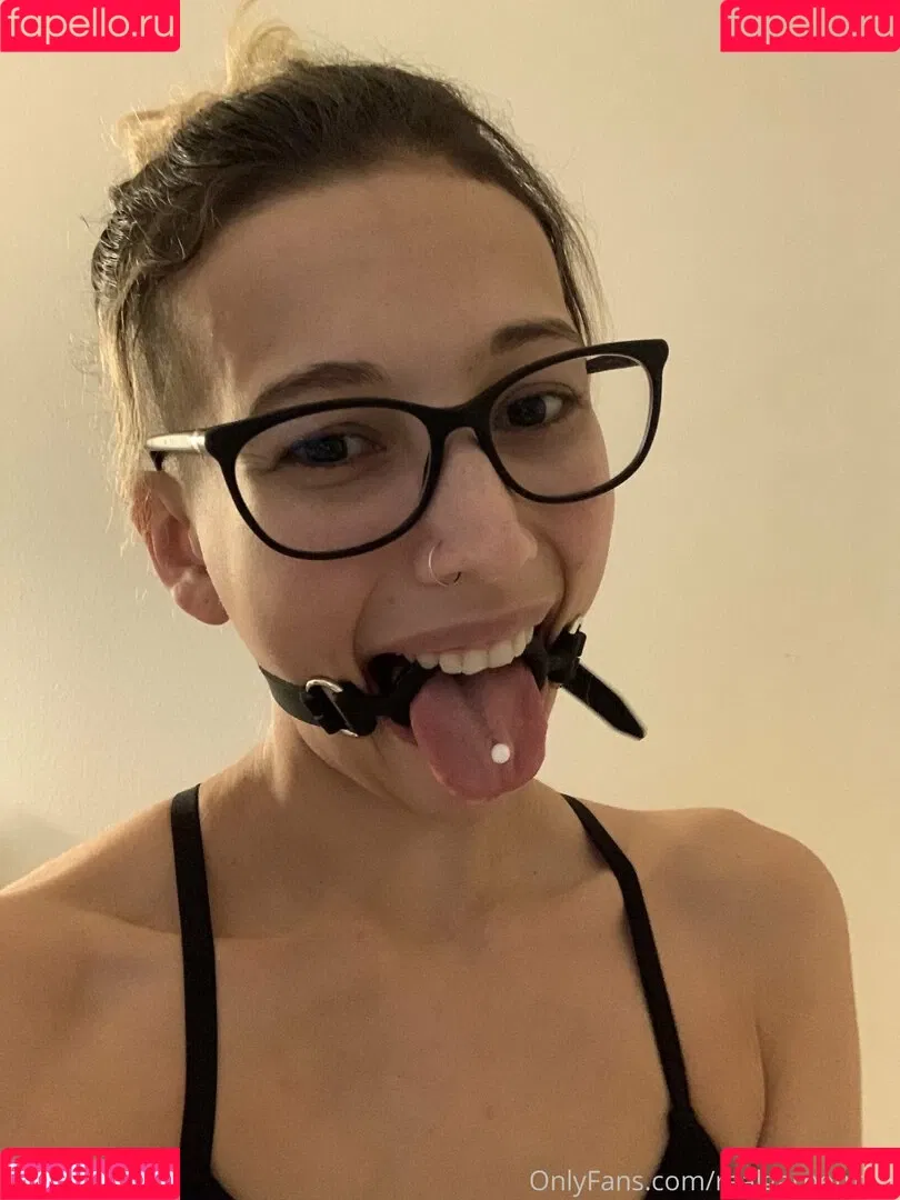 realgarnetrose Onlyfans Photo Gallery 