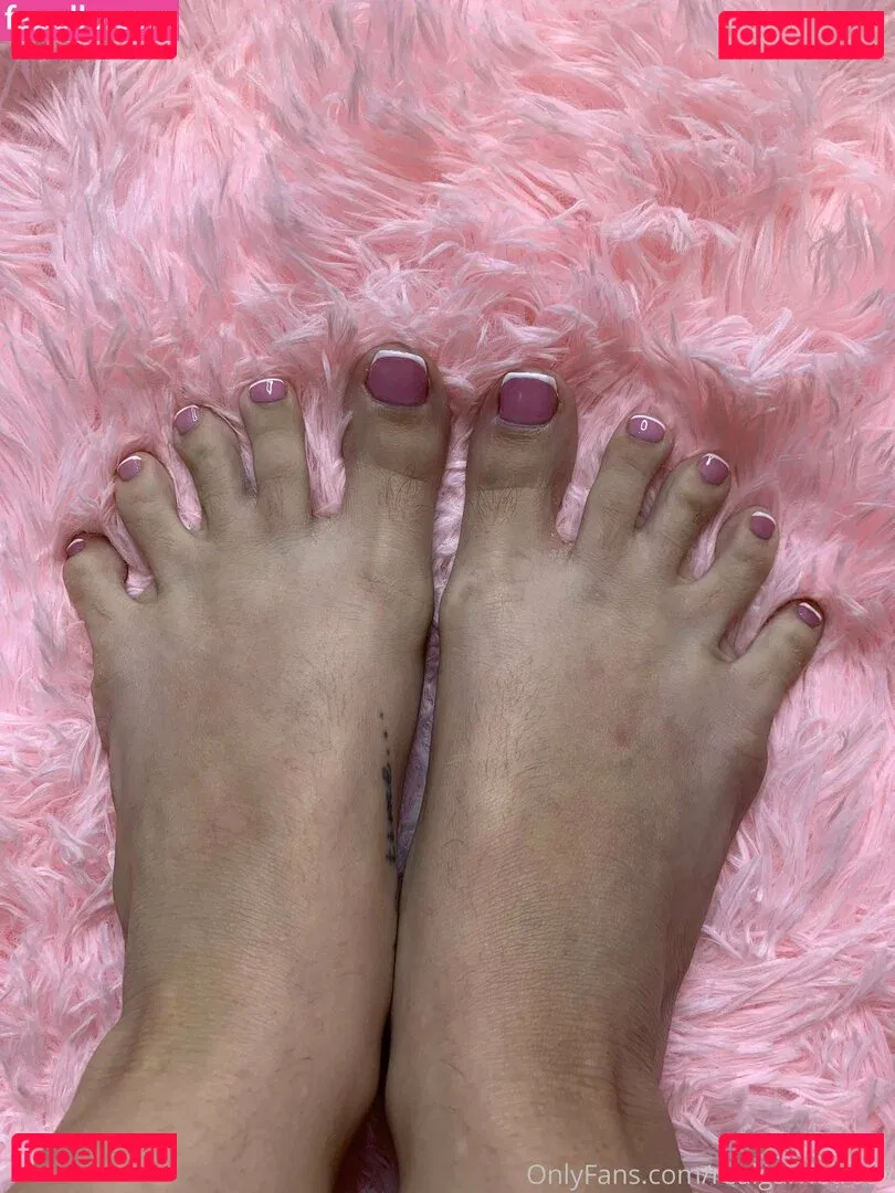 realgarnetrose Onlyfans Photo Gallery 