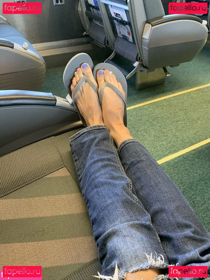 realgarnetrose Onlyfans Photo Gallery 