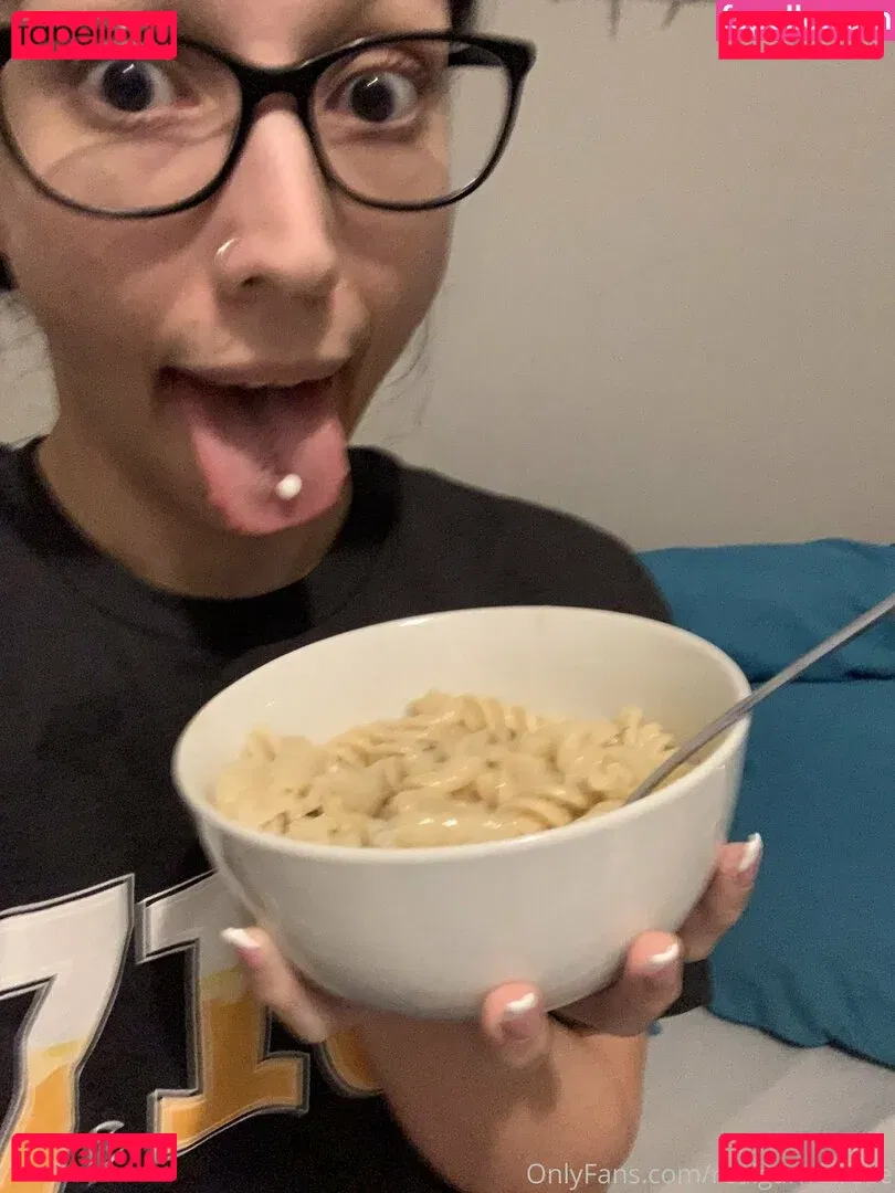 realgarnetrose Onlyfans Photo Gallery 