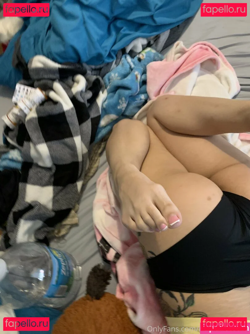 realgarnetrose Onlyfans Photo Gallery 