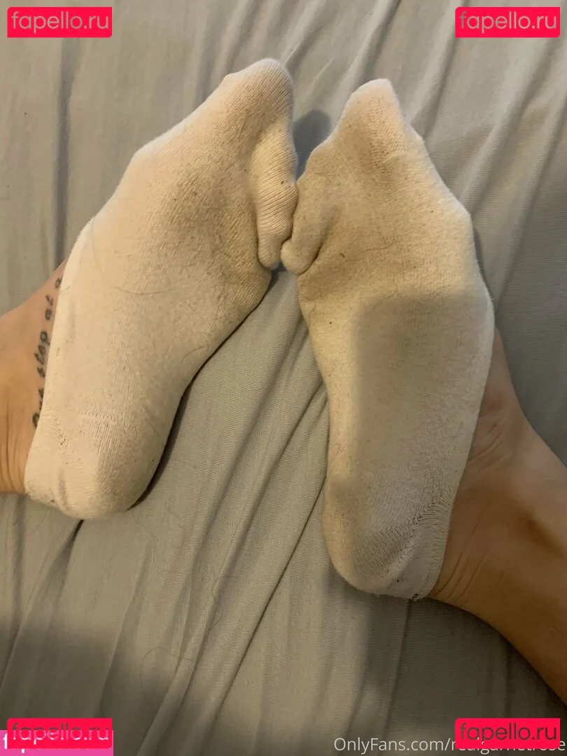 realgarnetrose Onlyfans Photo Gallery 