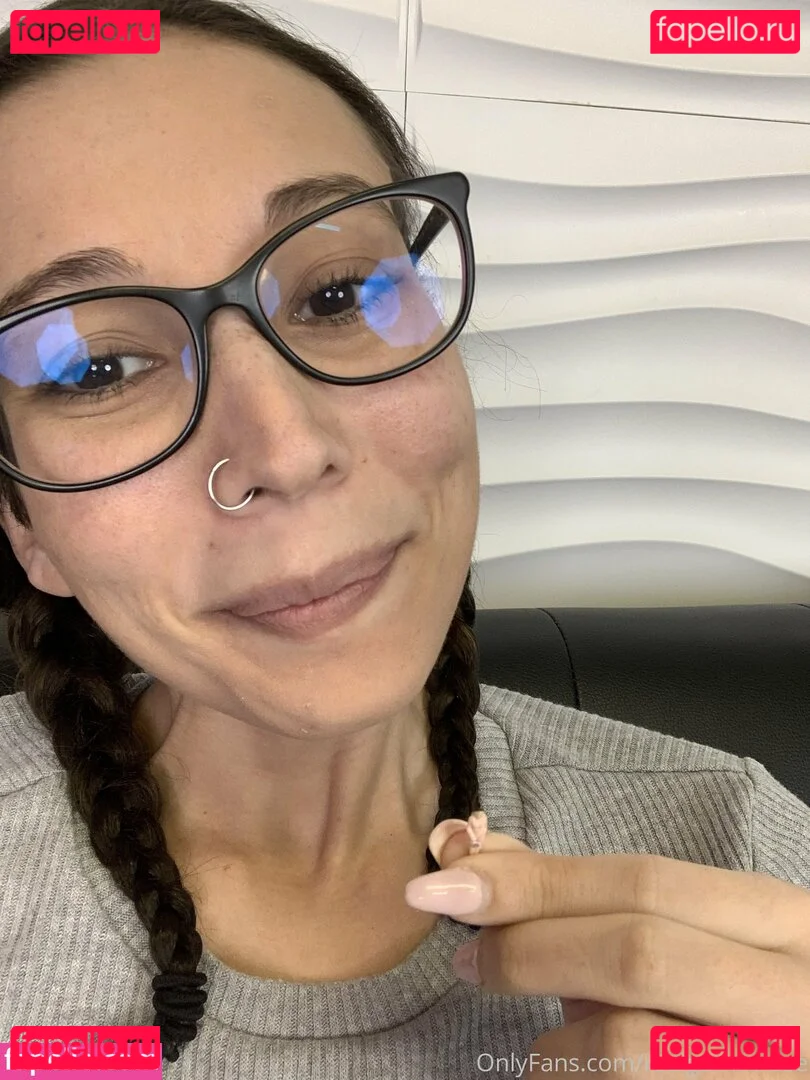 realgarnetrose Onlyfans Photo Gallery 