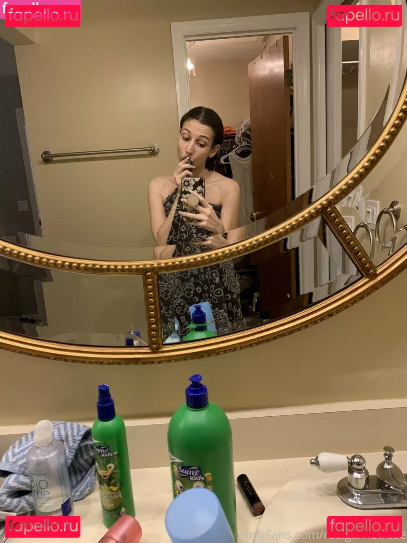 realgarnetrose Onlyfans Photo Gallery 