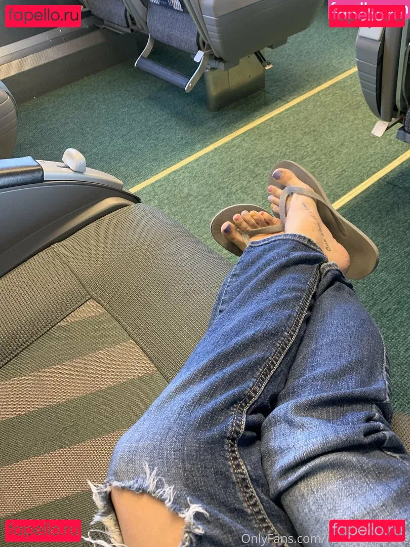 realgarnetrose Onlyfans Photo Gallery 