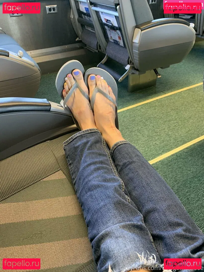 realgarnetrose Onlyfans Photo Gallery 