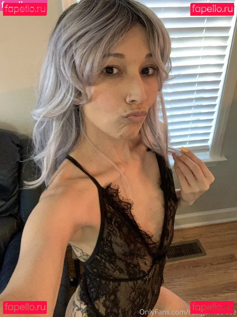 realgarnetrose Onlyfans Photo Gallery 