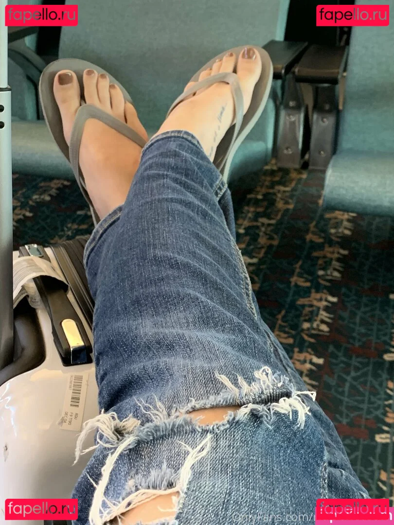 realgarnetrose Onlyfans Photo Gallery 