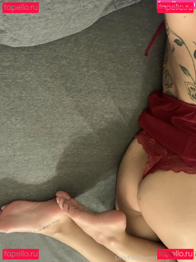 realgarnetrose Onlyfans Photo Gallery 