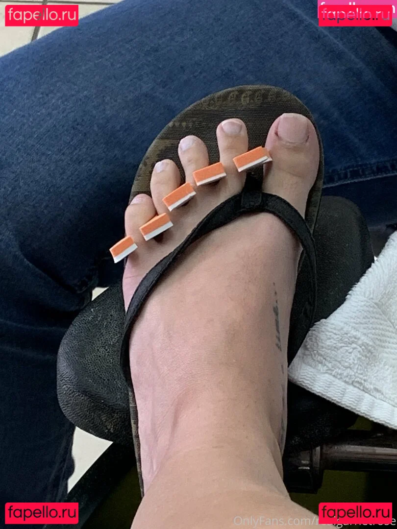 realgarnetrose Onlyfans Photo Gallery 