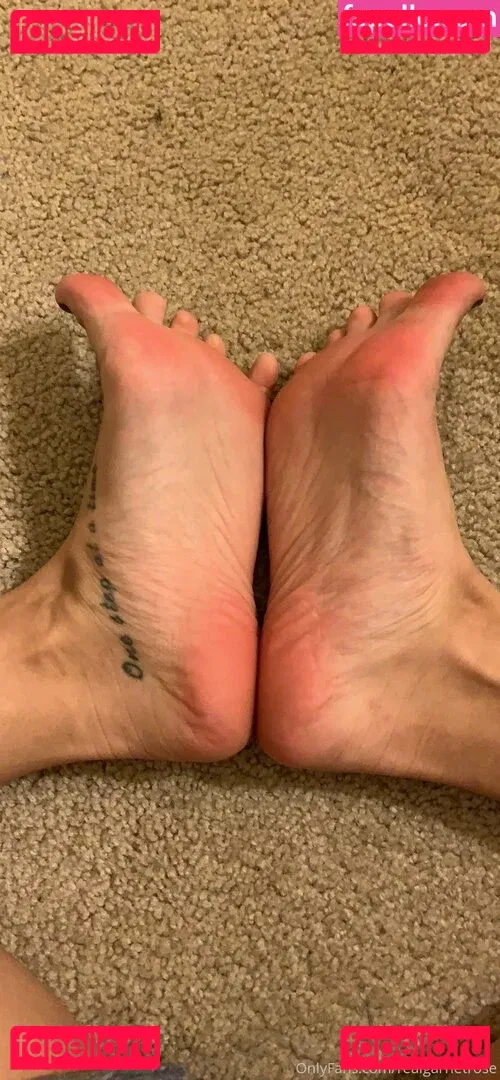 realgarnetrose Onlyfans Photo Gallery 