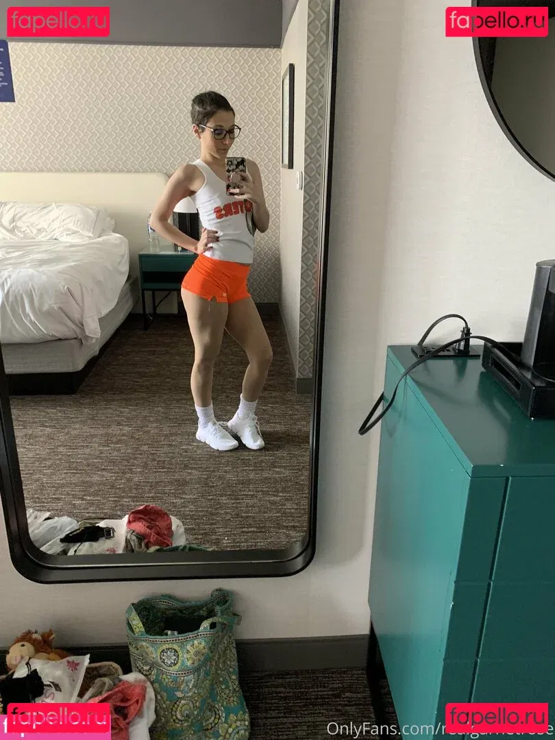 realgarnetrose Onlyfans Photo Gallery 