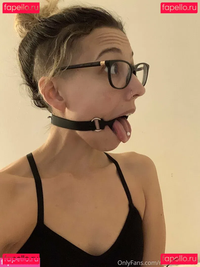 realgarnetrose Onlyfans Photo Gallery 