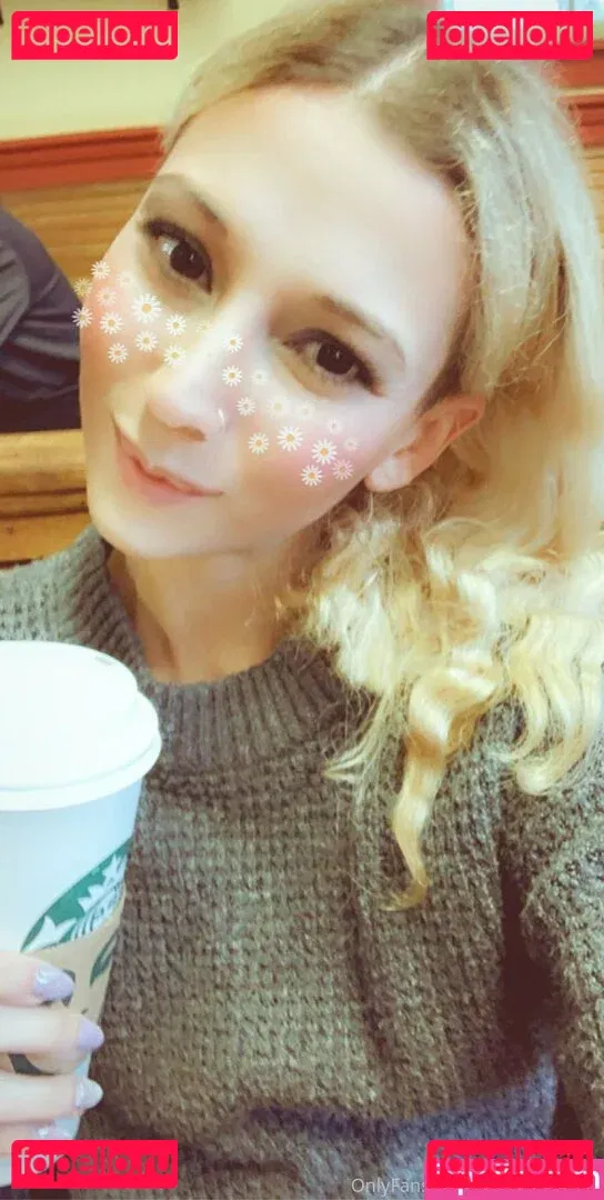 realgarnetrose Onlyfans Photo Gallery 