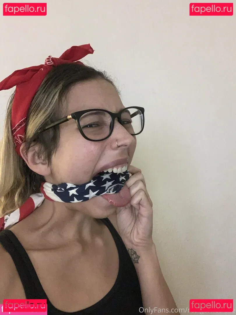 realgarnetrose Onlyfans Photo Gallery 