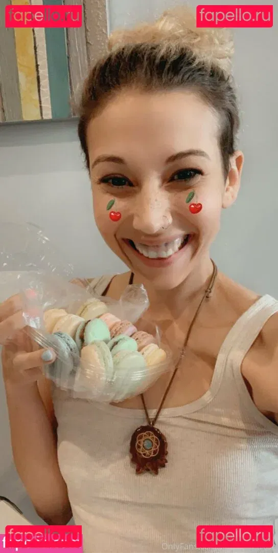 realgarnetrose Onlyfans Photo Gallery 