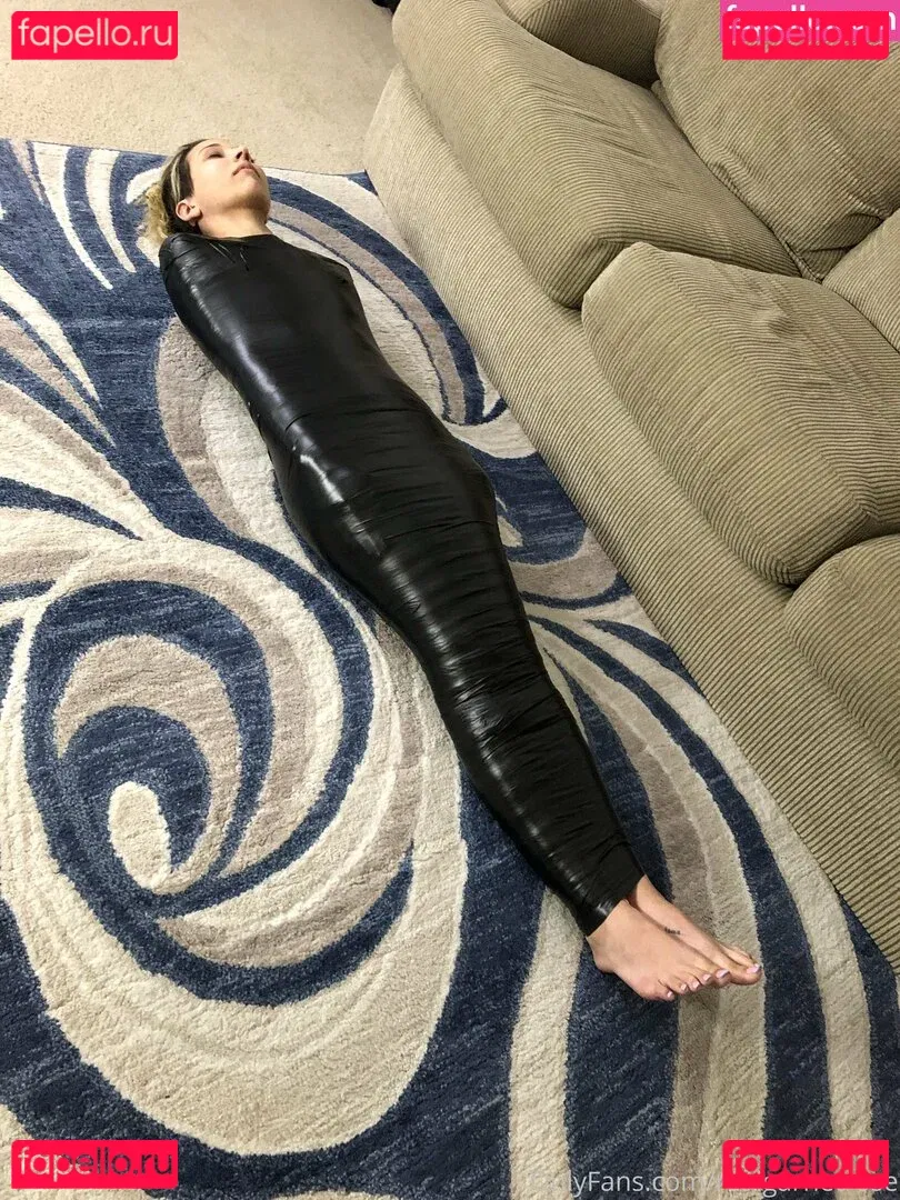 realgarnetrose Onlyfans Photo Gallery 