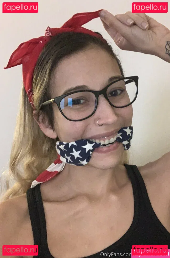 realgarnetrose Onlyfans Photo Gallery 