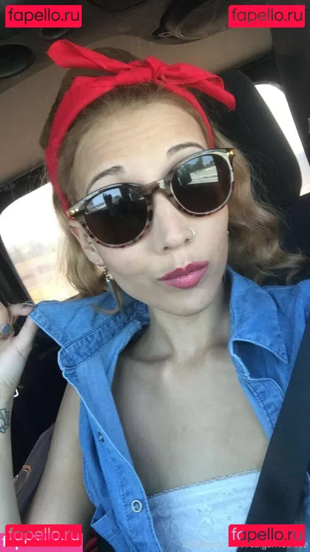 realgarnetrose Onlyfans Photo Gallery 