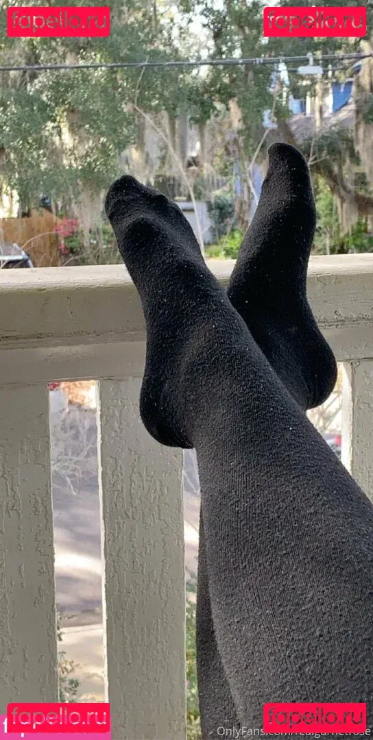 realgarnetrose Onlyfans Photo Gallery 