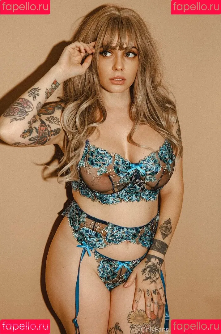 leezalushfree Onlyfans Photo Gallery 