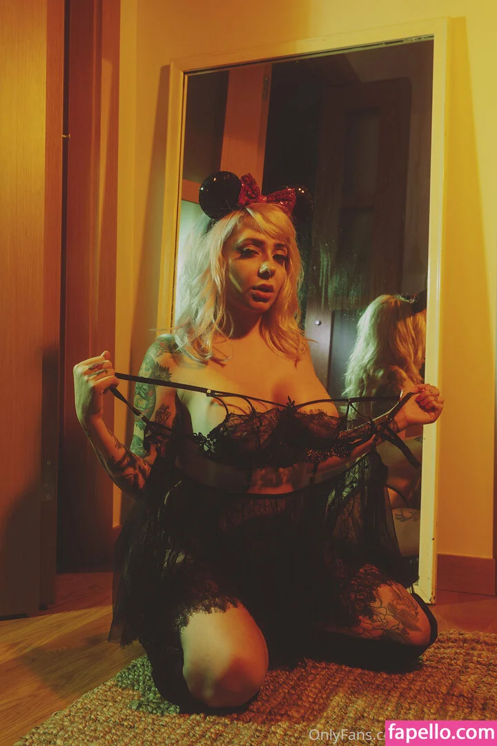 leezalushfree Onlyfans Photo Gallery 