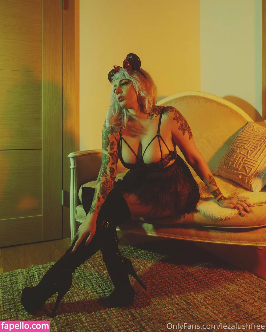 leezalushfree Onlyfans Photo Gallery 